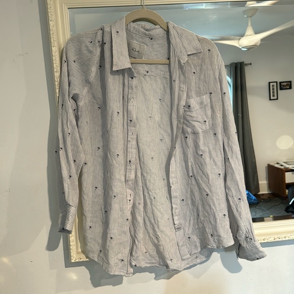 Linen button up - Picture 1 of 3